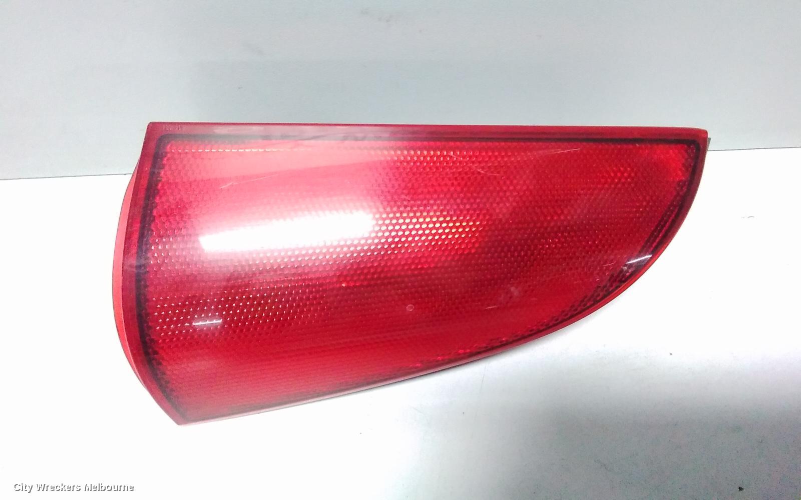 MERCEDES VITO RIGHT TAILLIGHT, UPPER TAILGATE, 639, 04/2004 - 02/2015 - Image 3
