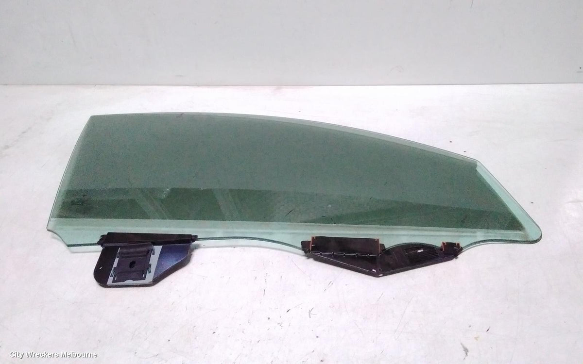 TESLA MODEL Y RIGHT FRONT DOOR WINDOW, 1ST GEN, 03/2022 - 02/2025 - Image 2