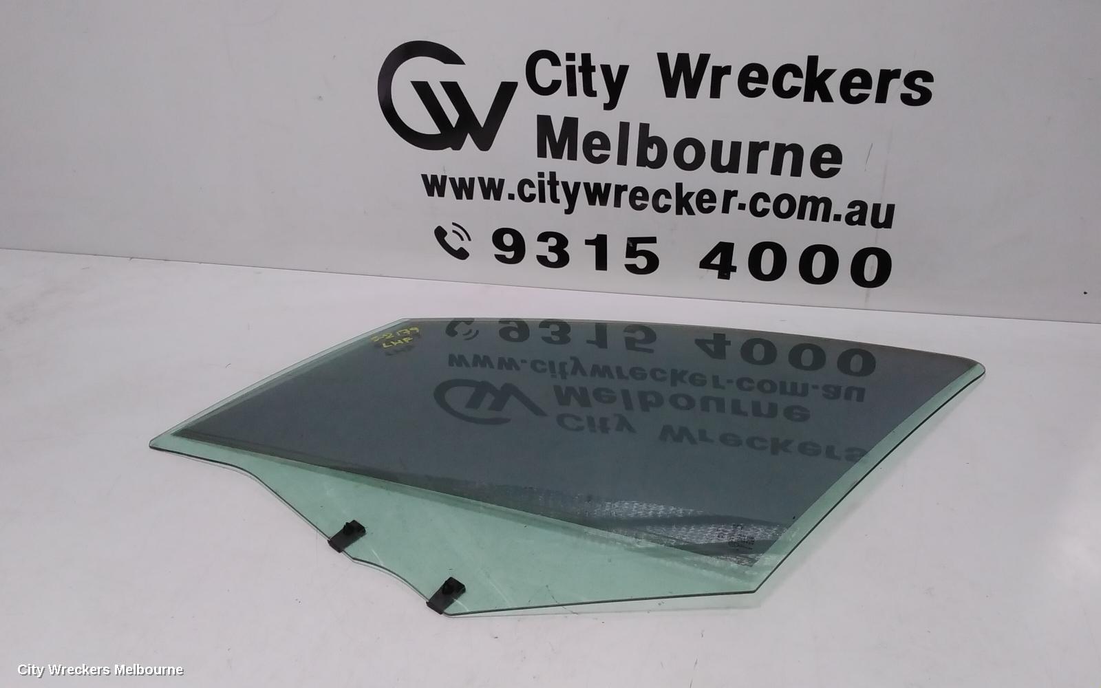 PEUGEOT 308 LEFT FRONT DOOR WINDOW, T7, HATCH/WAGON, 09/2007 - 12/2013 - Image 1