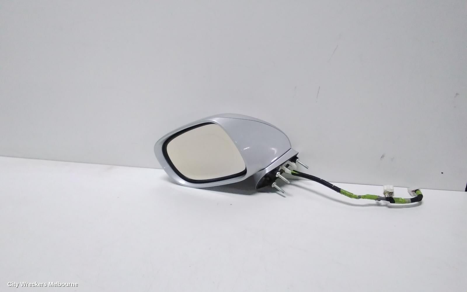 LEXUS IS250/IS250C LEFT DOOR MIRROR, IS250, GSE20R, SEDAN, PRESTIGE, NON INDICATOR TYPE (1 PLUG), 11/2005 - 09/2008 - Image 1