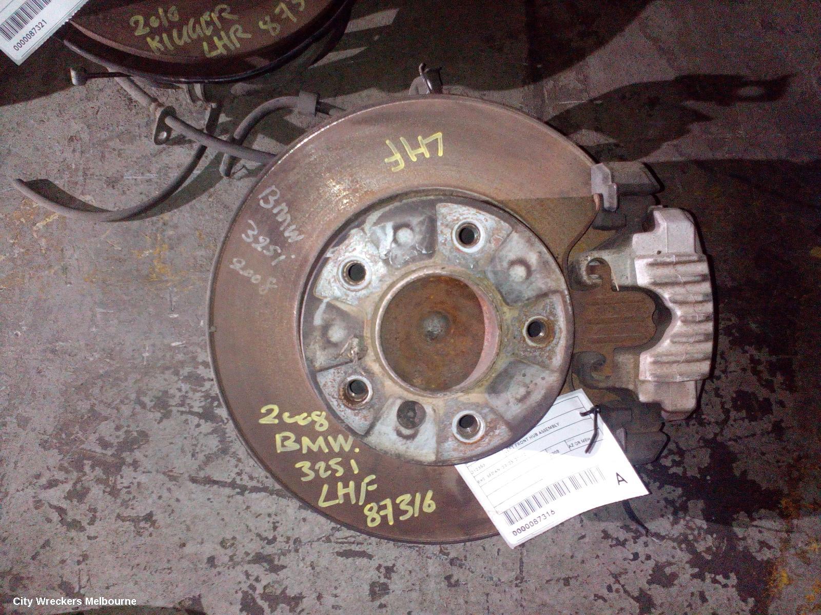 BMW 3 SERIES LEFT FRONT HUB ASSEMBLY, E90, SEDAN, 03/2005 - 01/2012 - Image 1