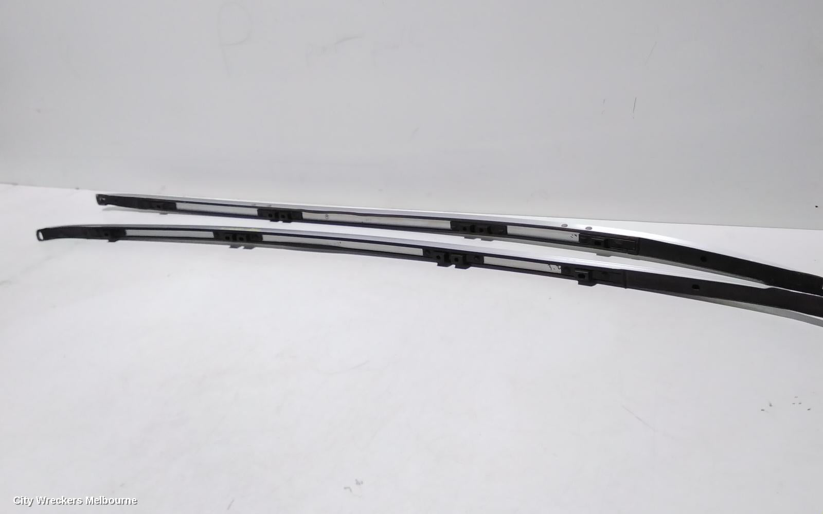HONDA HRV ROOF RAIL - Image 3