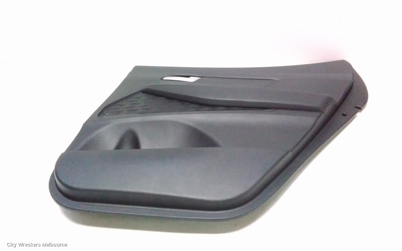 HYUNDAI SANTA FE DOOR TRIM, RH REAR, TM, 03/2018 - 10/2023 - Image 1