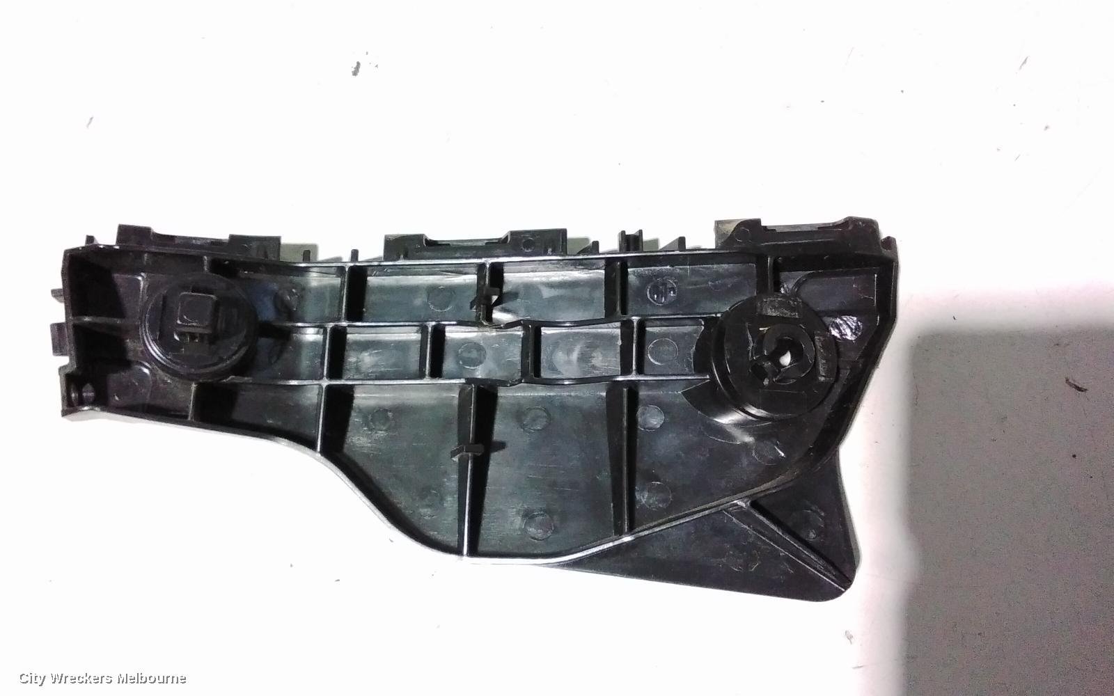 TOYOTA PRIUS, NHP10, PRIUS C, 12/2011 - 03/2020, LHF BAR SLIDER: 85522 - Image 2