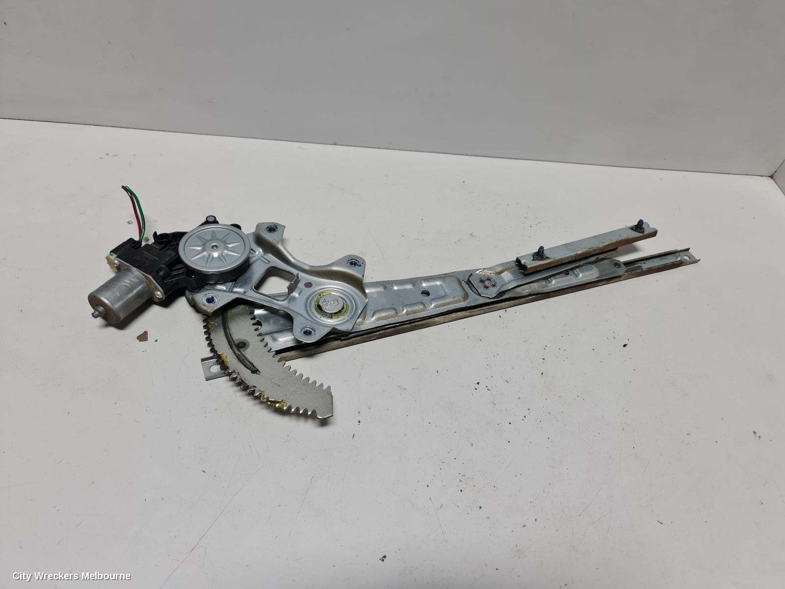 MITSUBISHI TRITON LEFT FRONT WINDOW REG/MOTOR, MQ-MR, 03/2015 - 10/2023 - Image 1
