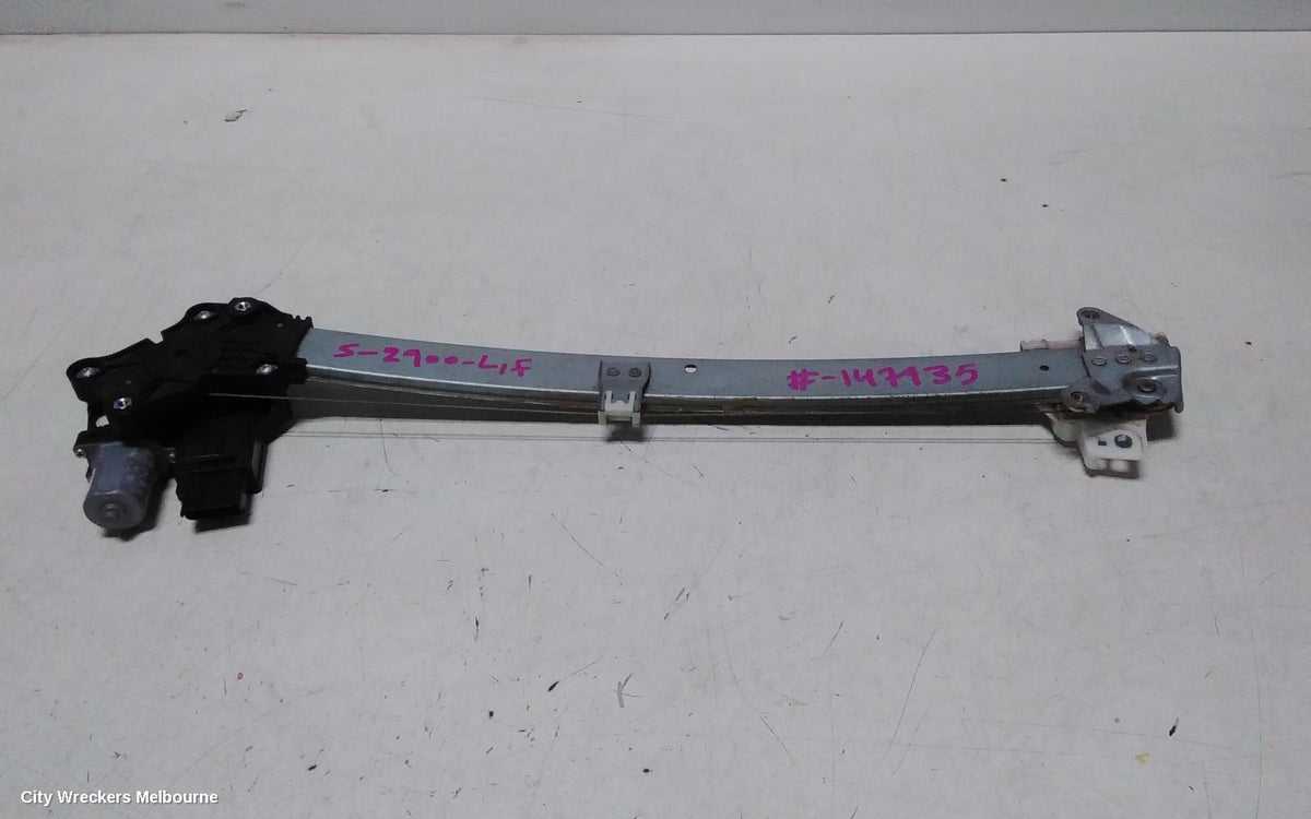 MITSUBISHI OUTLANDER LEFT FRONT WINDOW REG/MOTOR, DOOR REG ASSY (REG AND MOTOR), ZM, 08/2021 ONWARDS - Image 1