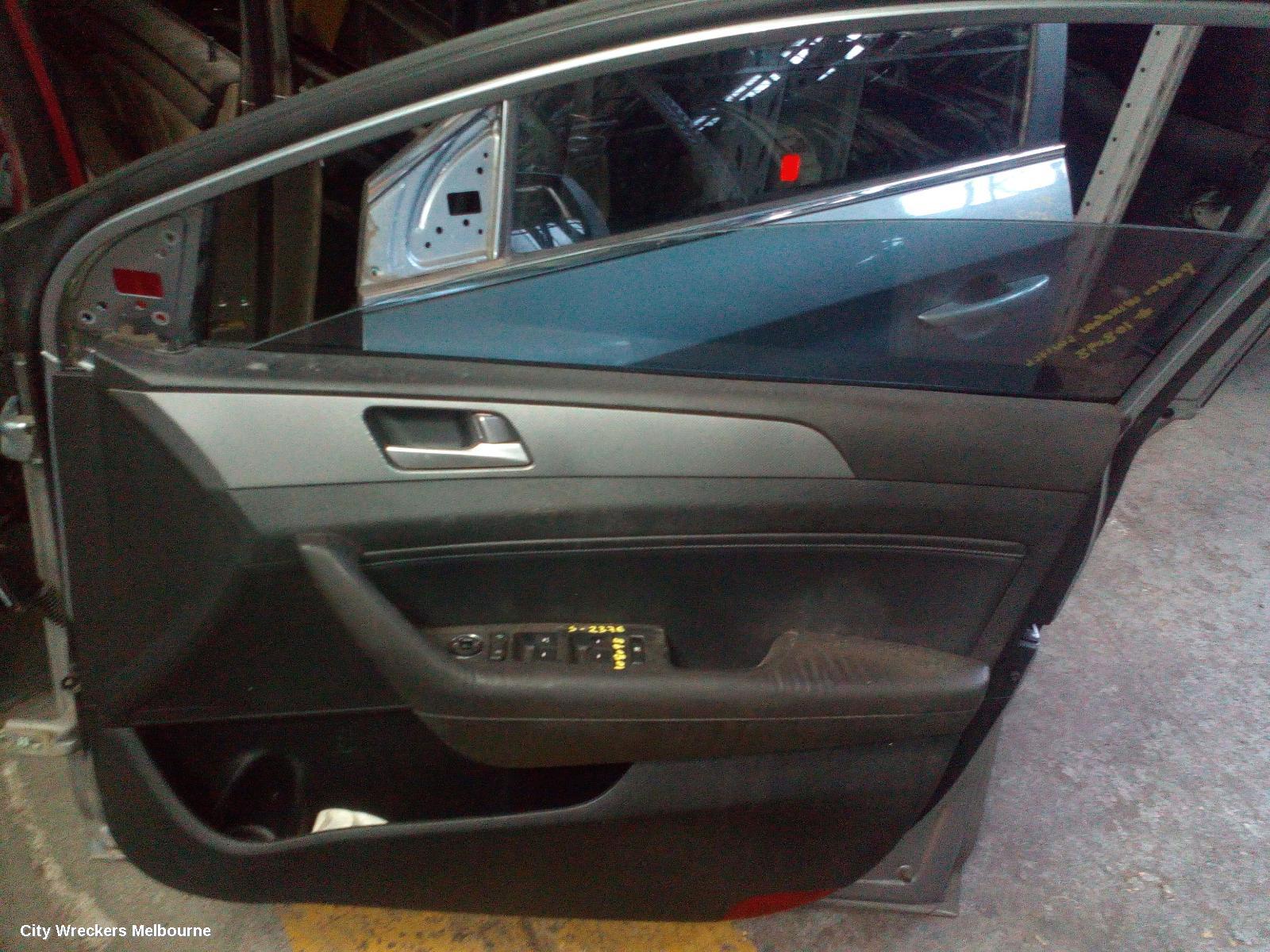 HYUNDAI SONATA PWR DR WIND SWITCH, RH FRONT (MASTER SWITCH), ASSY, NON MIRROR POWER FOLD TYPE, LF, 10/2014 - 01/2020 - Image 2