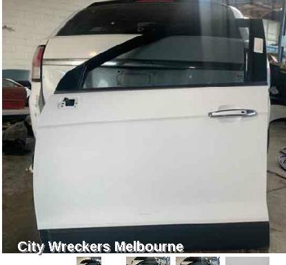 HOLDEN CAPTIVA LEFT FRONT DOOR, CG, LS/LT/LTZ (4TH VIN = C), W/ KEYLESS ENTRY TYPE, 01/2014 - 06/2018 - Image 1