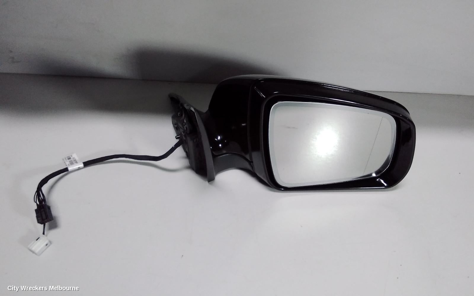 MERCEDES C CLASS RIGHT DOOR MIRROR, W204/S204, POWER FOLD, LARGE FLASHER, AUTO DIM, NON MEMORY TYPE, 07/2007 - 10/2008 - Image 1