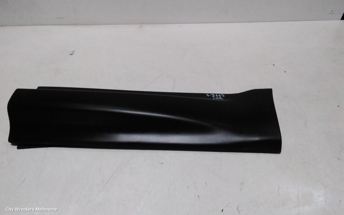 LAND ROVER RANGEROVER SPORT DOOR MOULD, LHR LOWER DOOR MOULD: 143111, L494, 12/2013 - 04/2022 - Image 2
