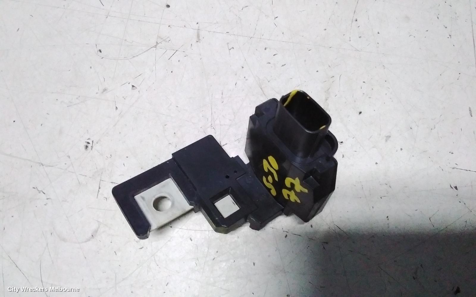 ISUZU DMAX BATTERY TERMINAL, RG, 07/2020 ONWARDS - Image 2