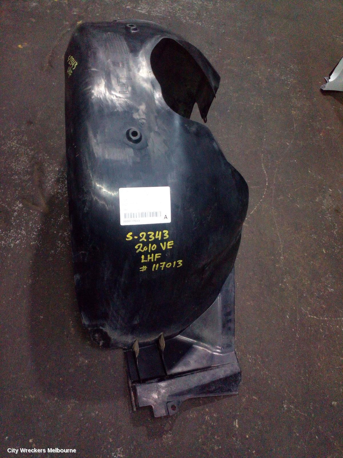 HOLDEN COMMODORE LEFT GUARD LINER, VE, FRONT, 08/2006 - 05/2013 - Image 2