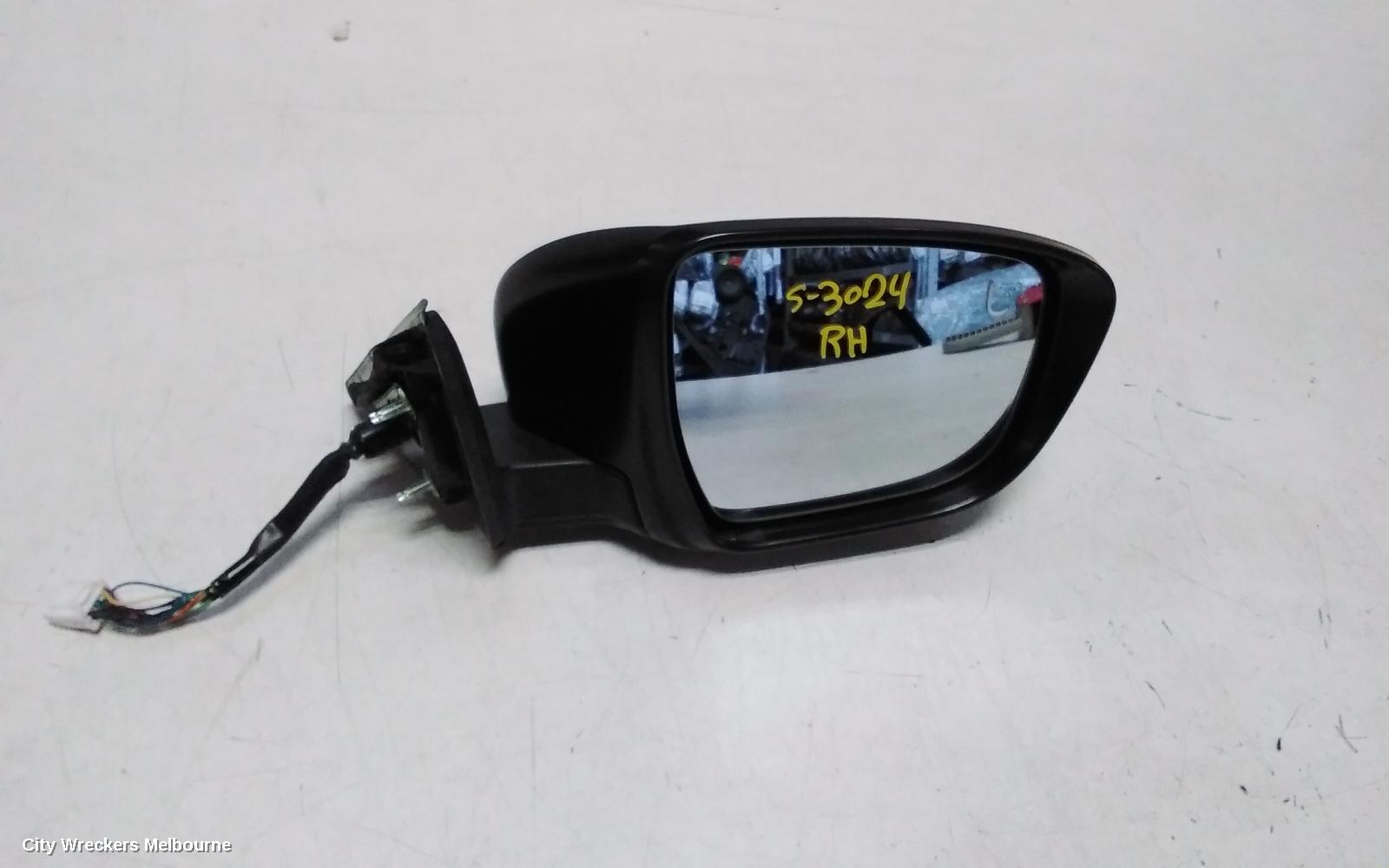 NISSAN XTRAIL RIGHT DOOR MIRROR, T32, TL/TI/ST-L, W/ CAMERA TYPE, 02/2014 - 07/2022 - Image 1