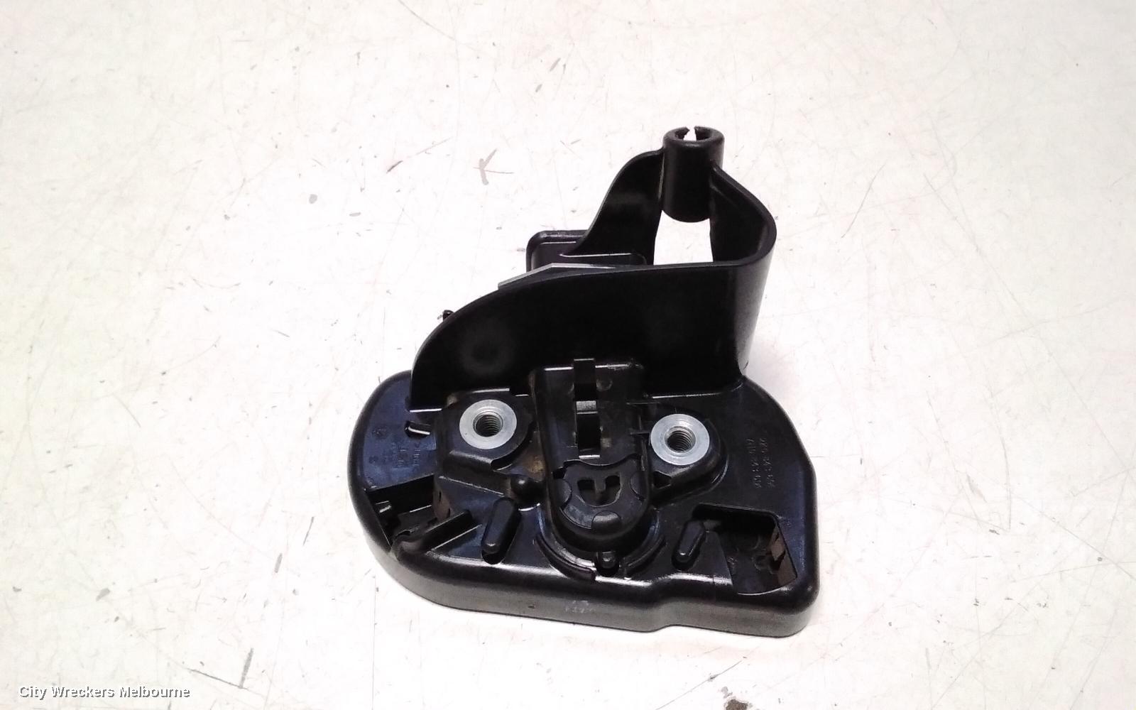 VOLKSWAGEN CADDY DOOR/BOOT/GATE LOCK, RIGHT REAR DOOR SLIDING LOCK, 2K, 12/2004 - 06/2015 - Image 1