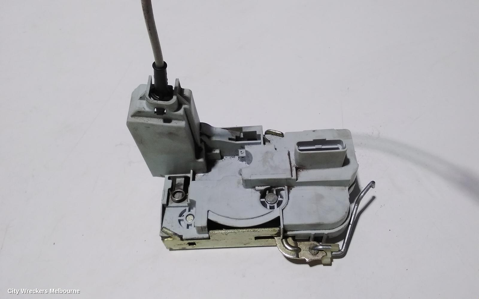 PEUGEOT 307 DOOR/BOOT/GATE LOCK, LEFT FRONT DOOR LOCK, 5DR HATCH/WAGON, T5, 12/2001 - 12/2008 - Image 2