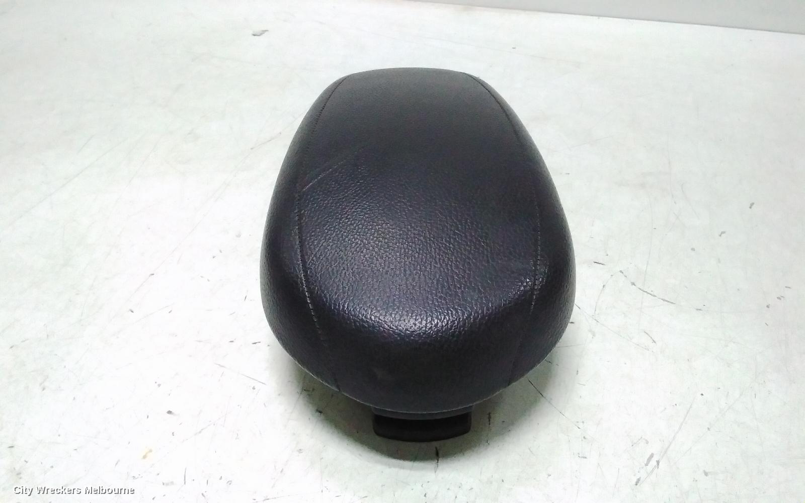 HYUNDAI VELOSTER CONSOLE, FS, CONSOLE LID ONLY, 02/2012 - 02/2018 - Image 2