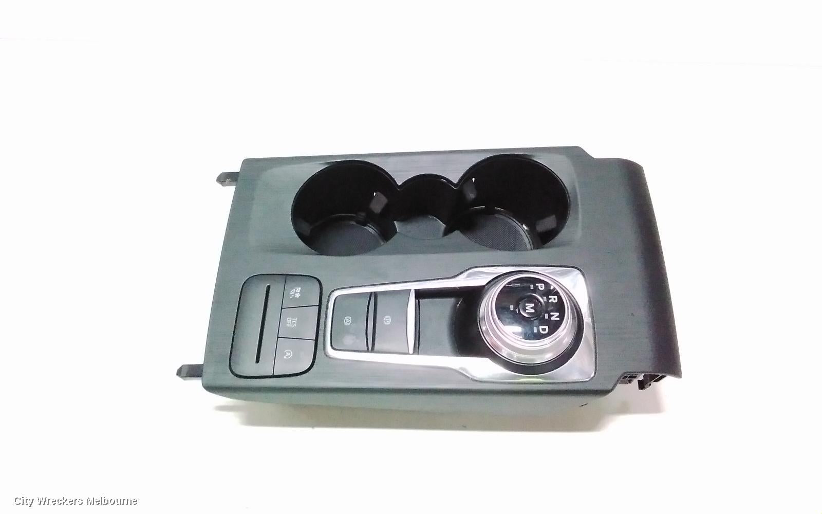 FORD FOCUS GEAR STICK/SHIFTER, SA, AUTO SHIFTER, 10/2018 ONWARDS - Image 1