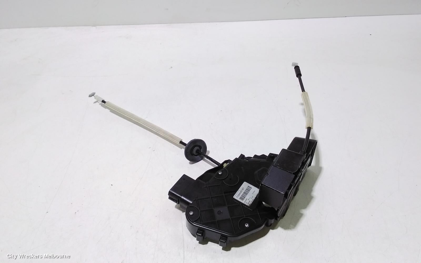 LAND ROVER RANGEROVER SPORT DOOR/BOOT/GATE LOCK, LEFT REAR DOOR LOCK, L320, NON KEYLESS ENTRY TYPE, 08/2005 - 05/2013 - Image 2