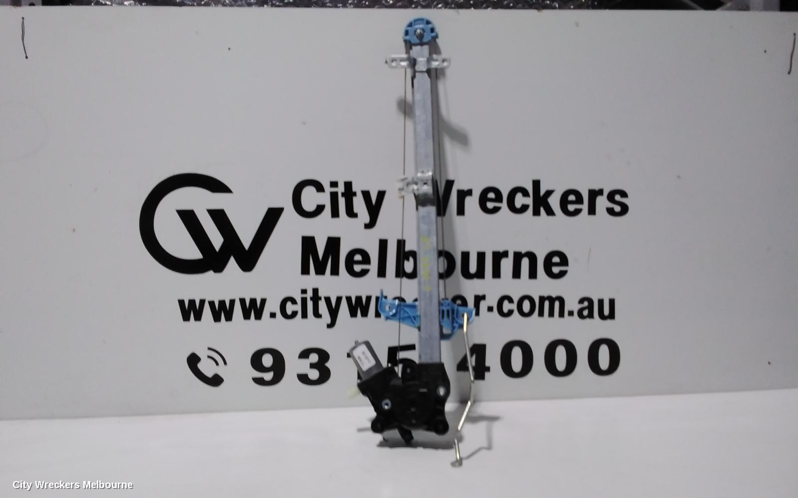 SUZUKI SWIFT LEFT FRONT WINDOW REG/MOTOR, AZ, 04/2017 - 03/2025 - Image 3