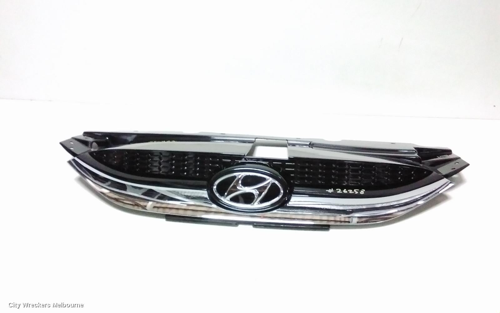 HYUNDAI IX35 GRILLE, RADIATOR GRILLE, LM SERIES, ACTIVE, 11/2009 - 01/2016 - Image 2