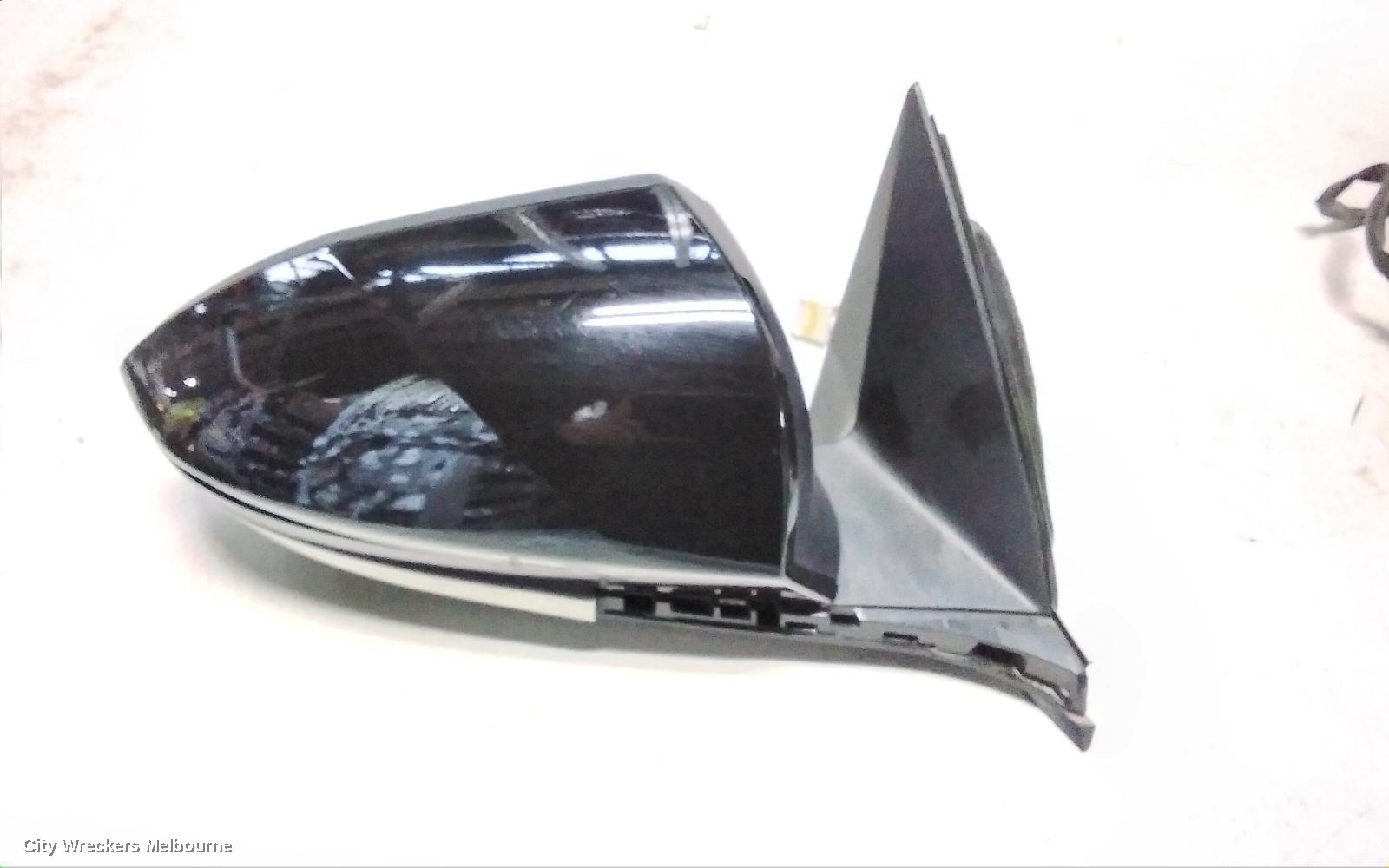 HYUNDAI TUCSON RIGHT DOOR MIRROR, NX4, W/ POWER FOLDING, HEATED, CAMERA TYPE, COLOUR CODED, 02/2021 - 01/2024 - Image 3