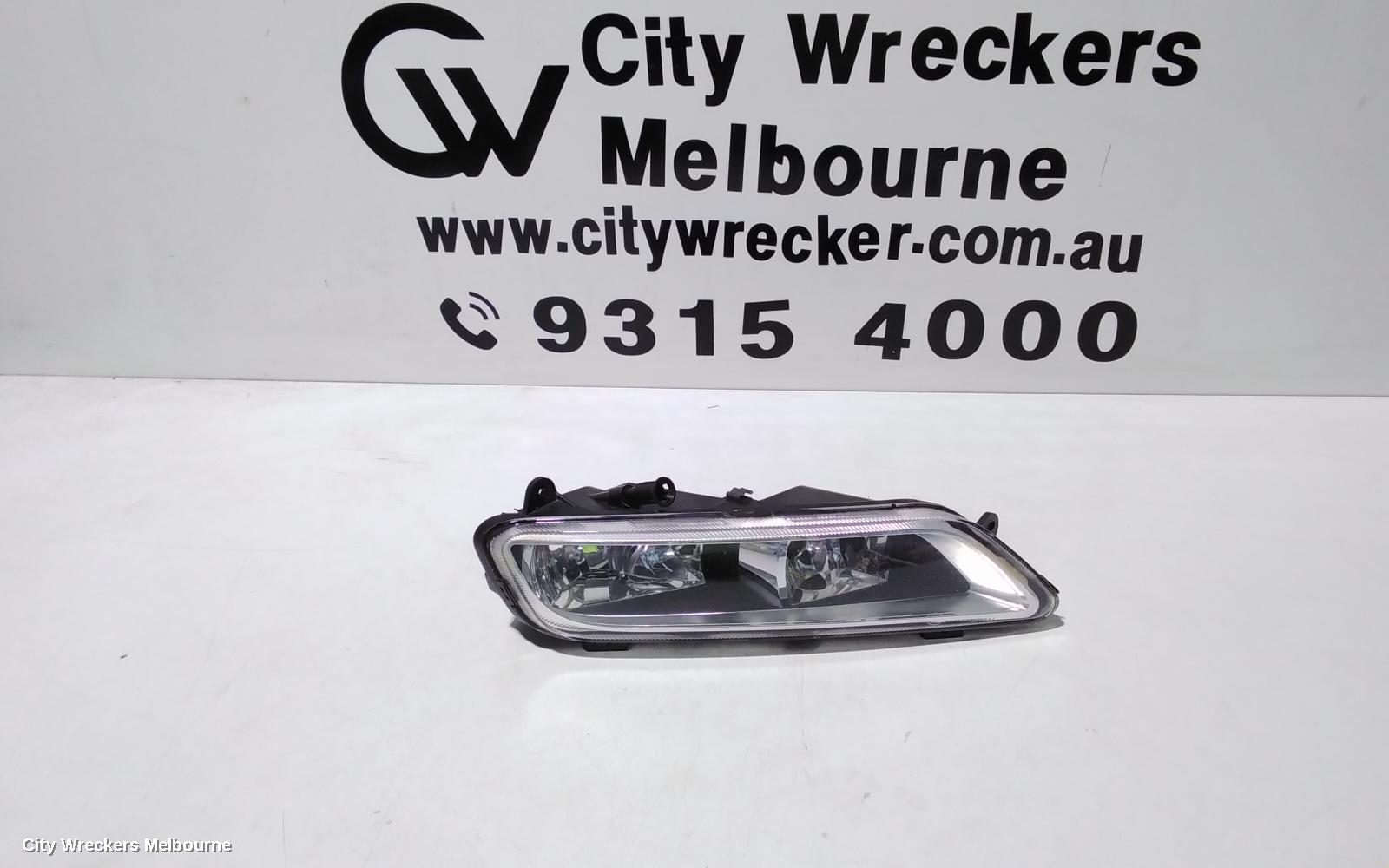 VOLKSWAGEN PASSAT LEFT INDICATOR/FOG/SIDE, BUMPER FOGLAMP, 3C/MK6 B7, SEDAN/WAGON/ALLTRACK, W/ DAYTIME RUNNING LAMP, 09/2010 - 05/2015 - Image 1