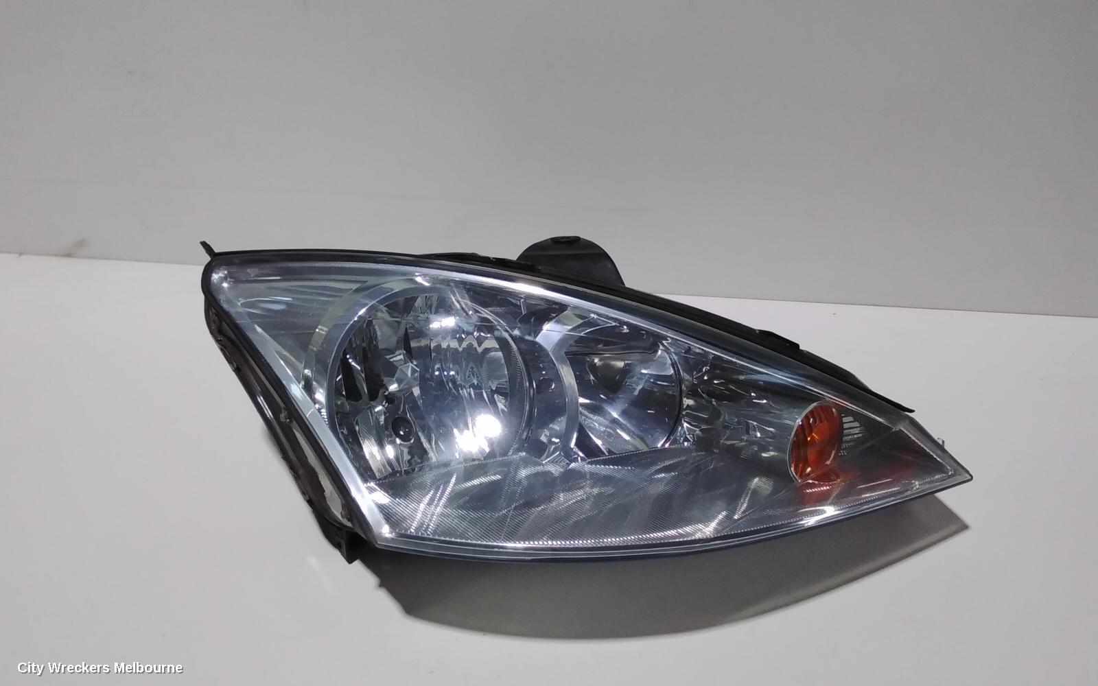 FORD FOCUS RIGHT HEADLAMP, LR, ST170, 01/2001 - 06/2005 - Image 1