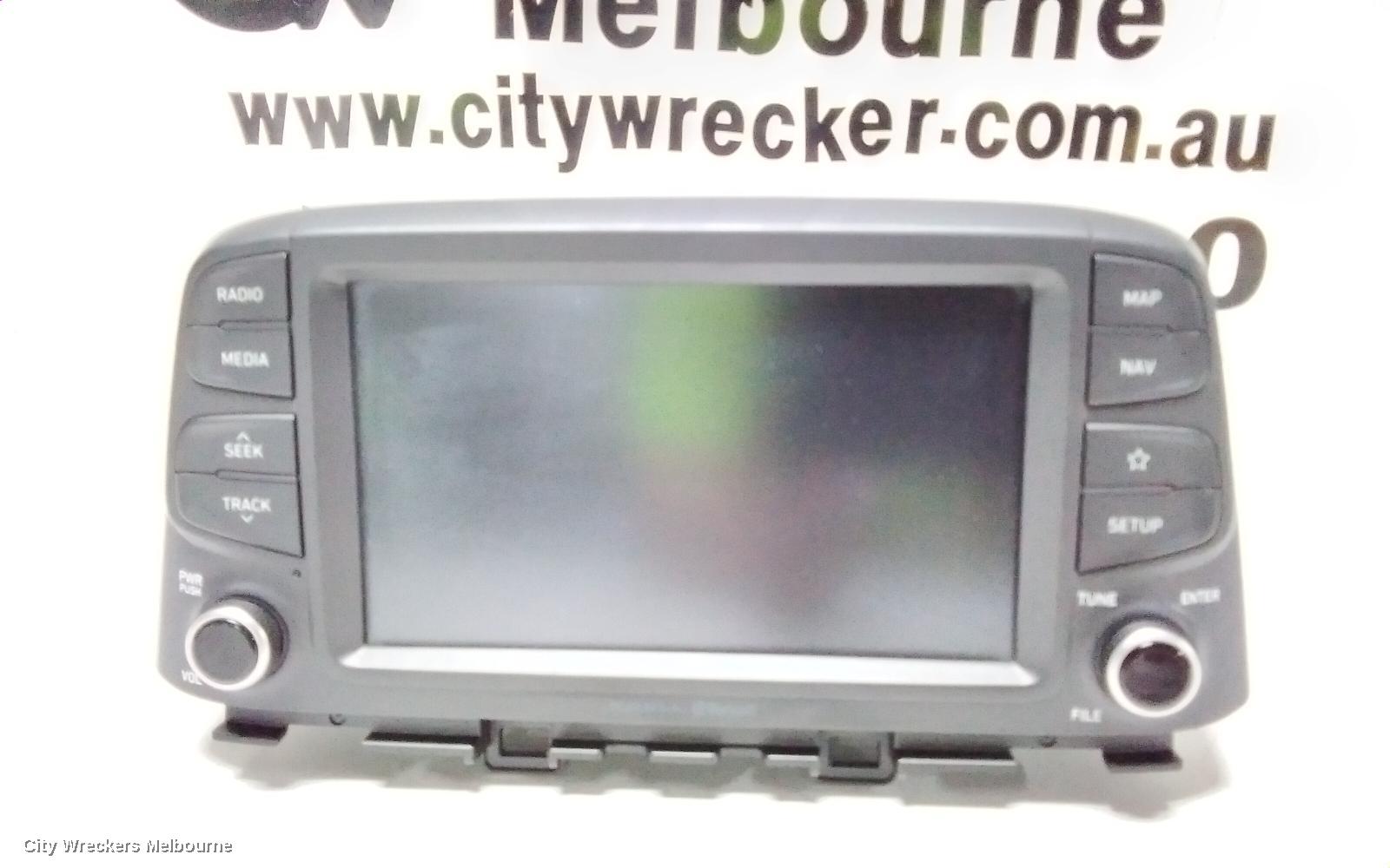 HYUNDAI KONA RADIO/CD/DVD/SAT/TV, DISPLAY UNIT, 8 IN, OS, 09/2017 ONWARDS - Image 2