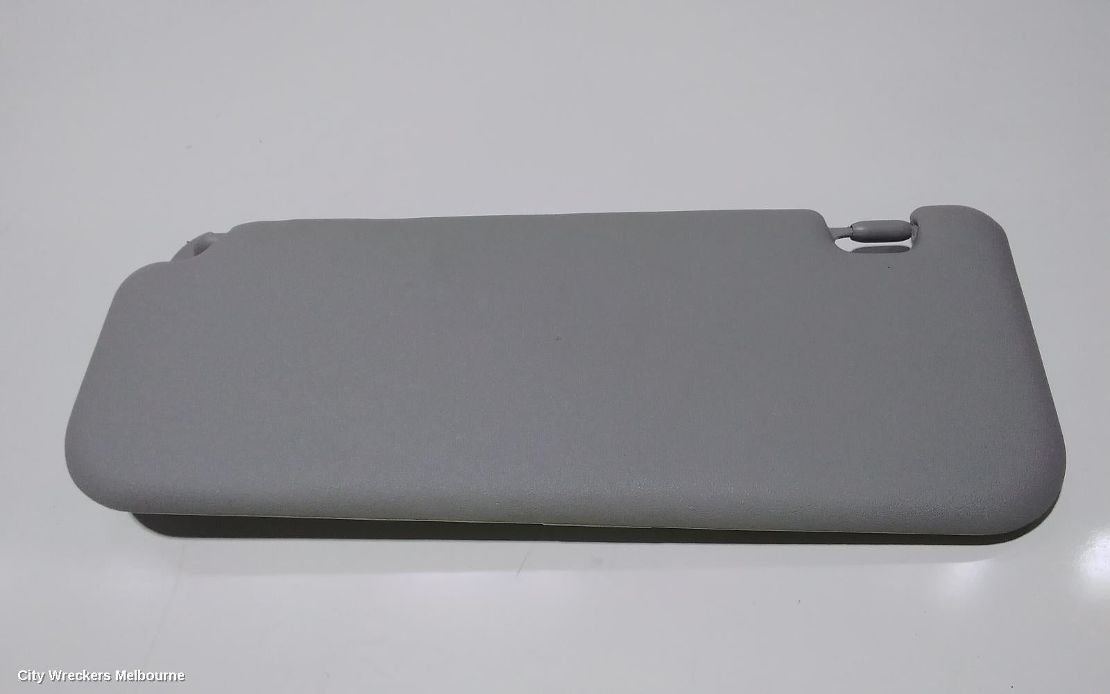 TOYOTA HILUX SUNVISOR, RH SIDE, 09/2015 ONWARDS - Image 2