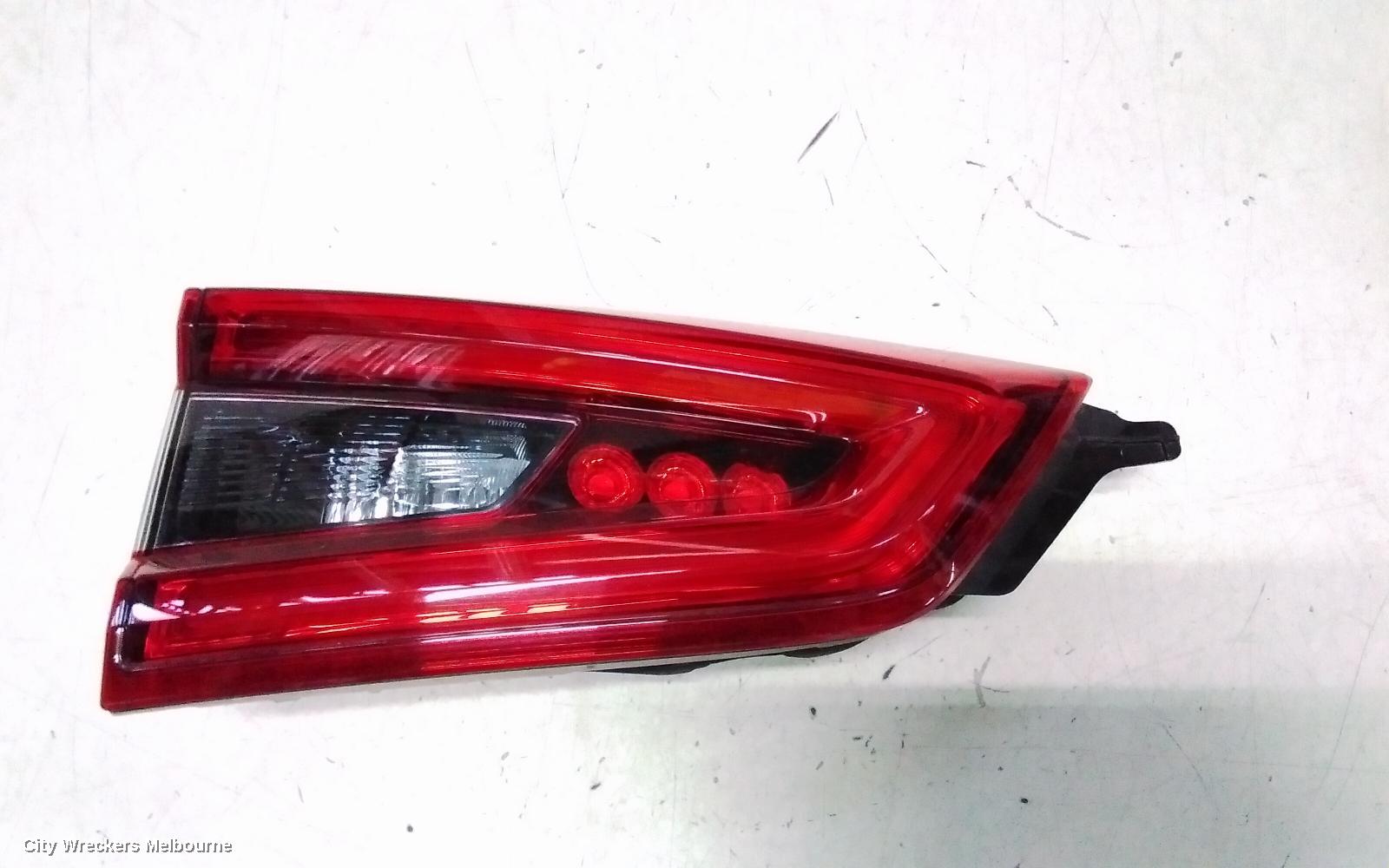 NISSAN QASHQAI REAR GARNISH, TAILGATE LAMP (LH SIDE), J11, 09/2017 ONWARDS - Image 3