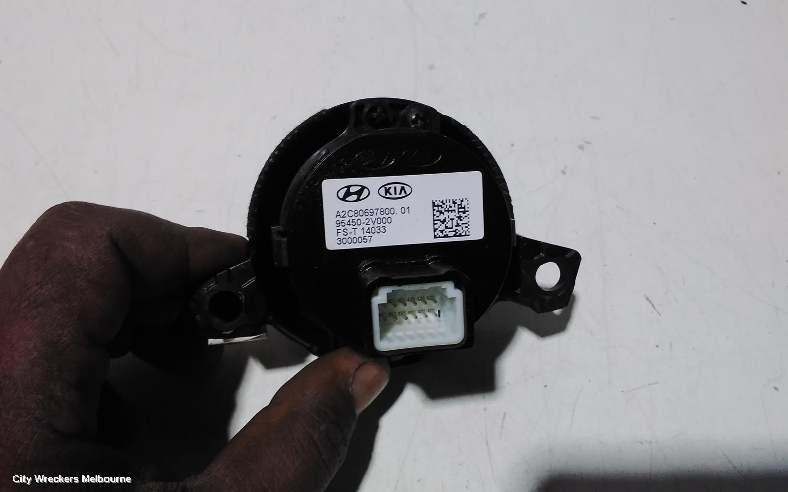 HYUNDAI VELOSTER, FS, 10/2011 - 08/2019, START STOP BUTTON: 100523 - Image 2