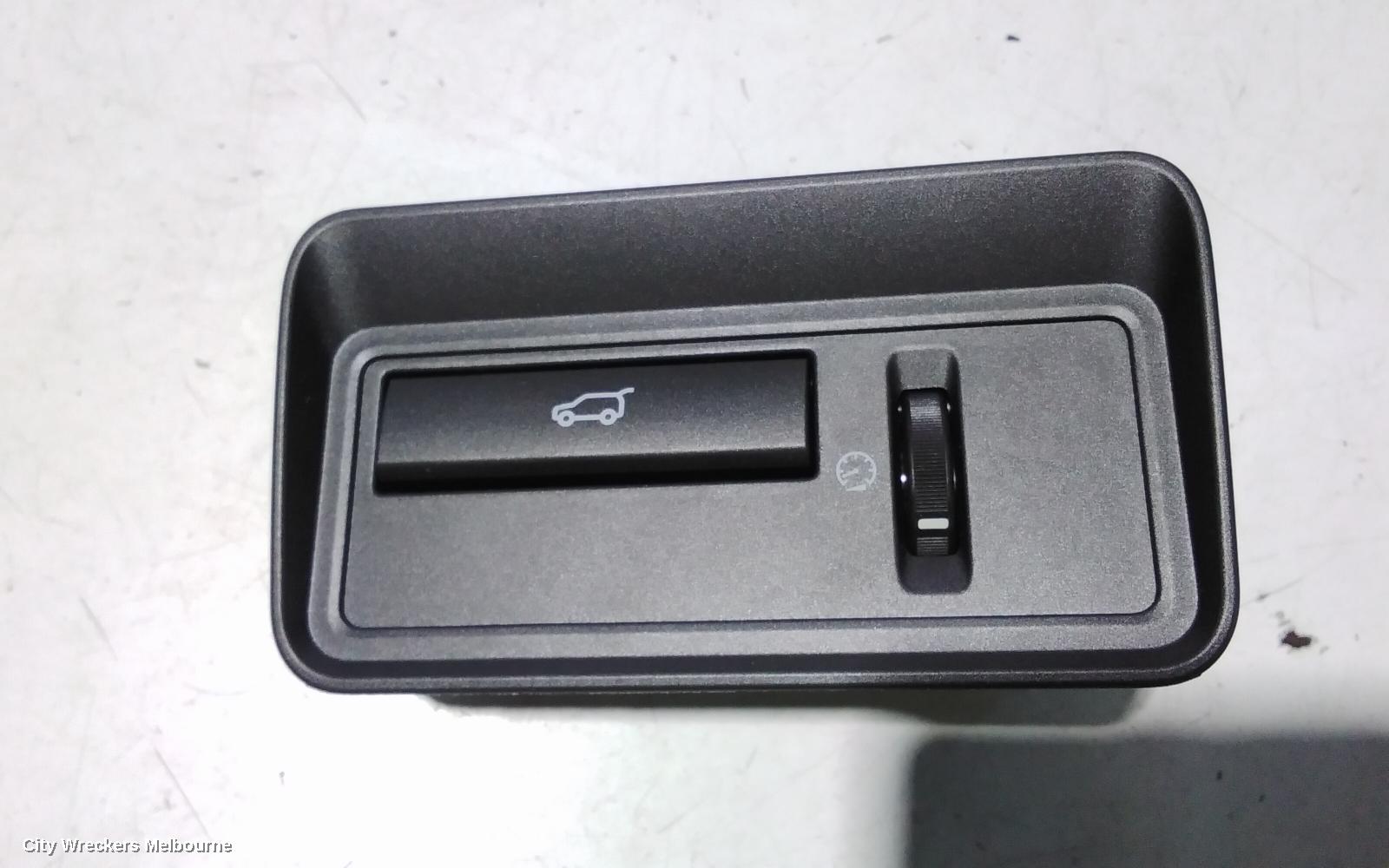 LAND ROVER RANGEROVER EVOQUE BATTERY TRAY, L538, 11/2011 - 01/2019 - Image 2
