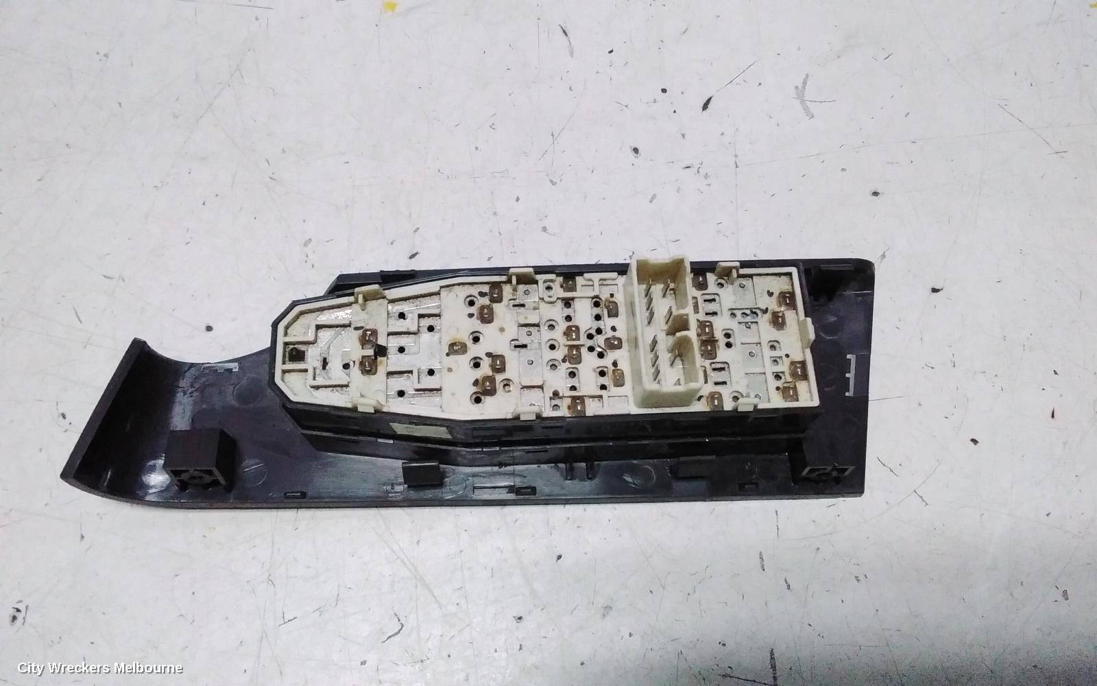 HOLDEN BARINA PWR DR WIND SWITCH, RH FRONT (MASTER SWITCH), 5DR HATCH, 11 PIN, TK, 07/2008 - 12/2012 - Image 3