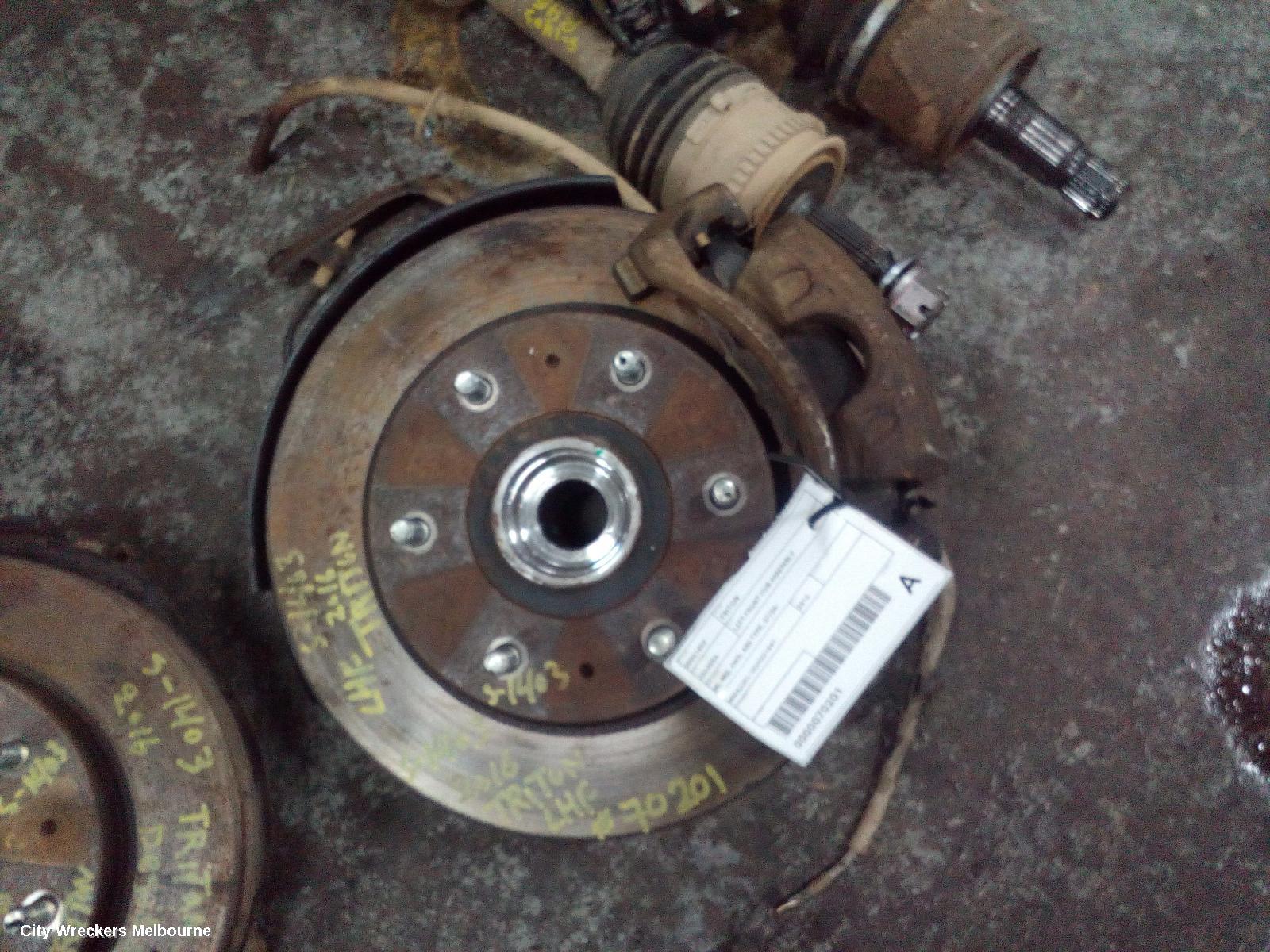 MITSUBISHI TRITON LEFT FRONT HUB ASSEMBLY, ML-MQ, 4WD, ABS TYPE, 07/2006 - 10/2018 - Image 1
