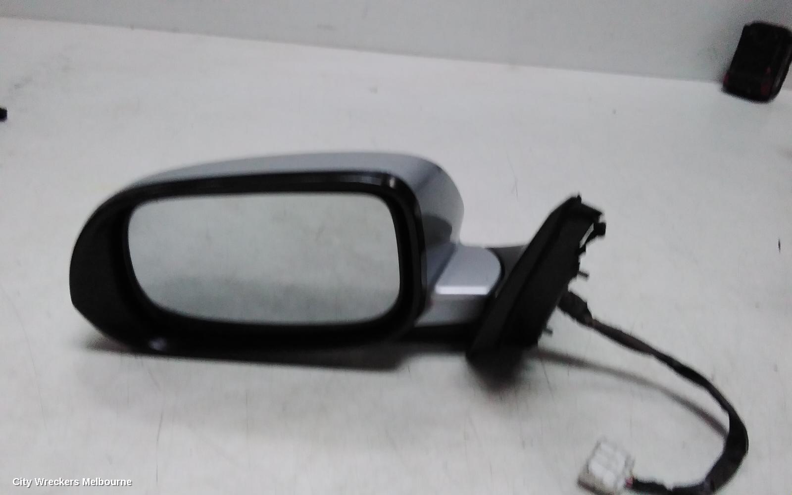 HONDA ACCORD LEFT FRONT DOOR, 7TH GEN, CL/EURO (VIN JHMCL), 06/2003 - 03/2008 - Image 3
