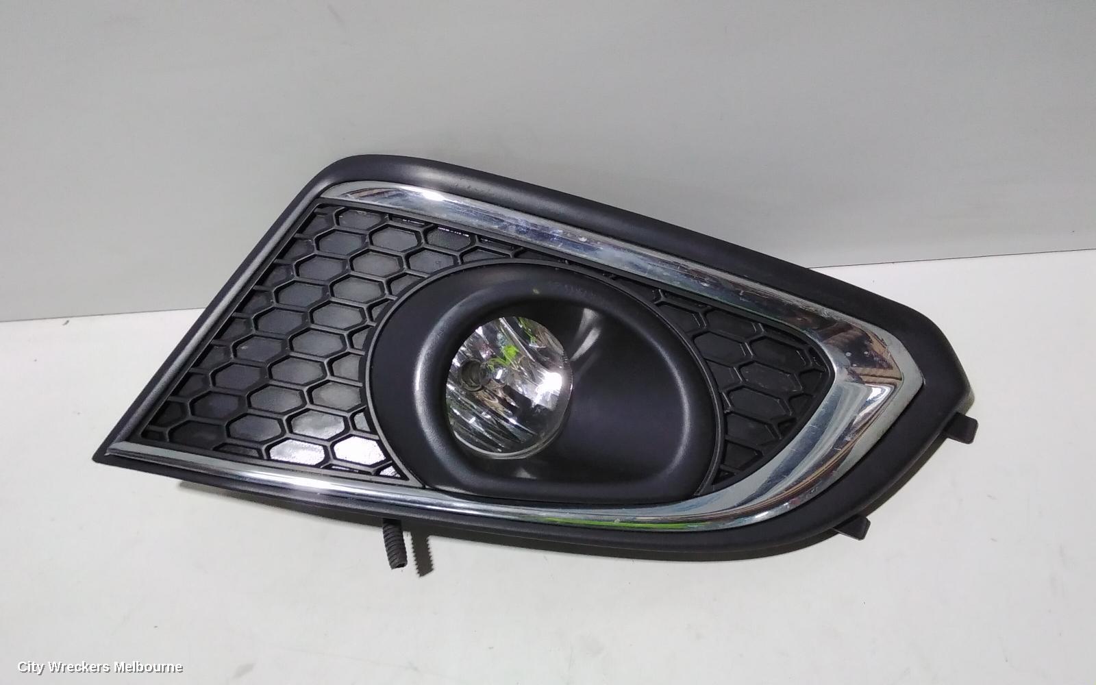 HOLDEN CAPTIVA LEFT INDICATOR/FOG/SIDE, BUMPER FOGLAMP SURROUND-CHROME, CG, 09/2006 - 09/2015 - Image 2