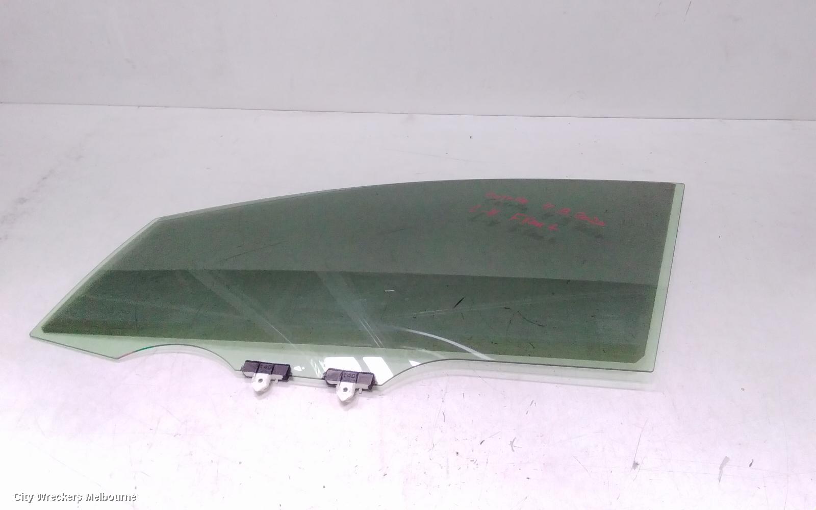 TOYOTA COROLLA LEFT FRONT DOOR WINDOW, E210, HATCH, 07/2018 ONWARDS - Image 2