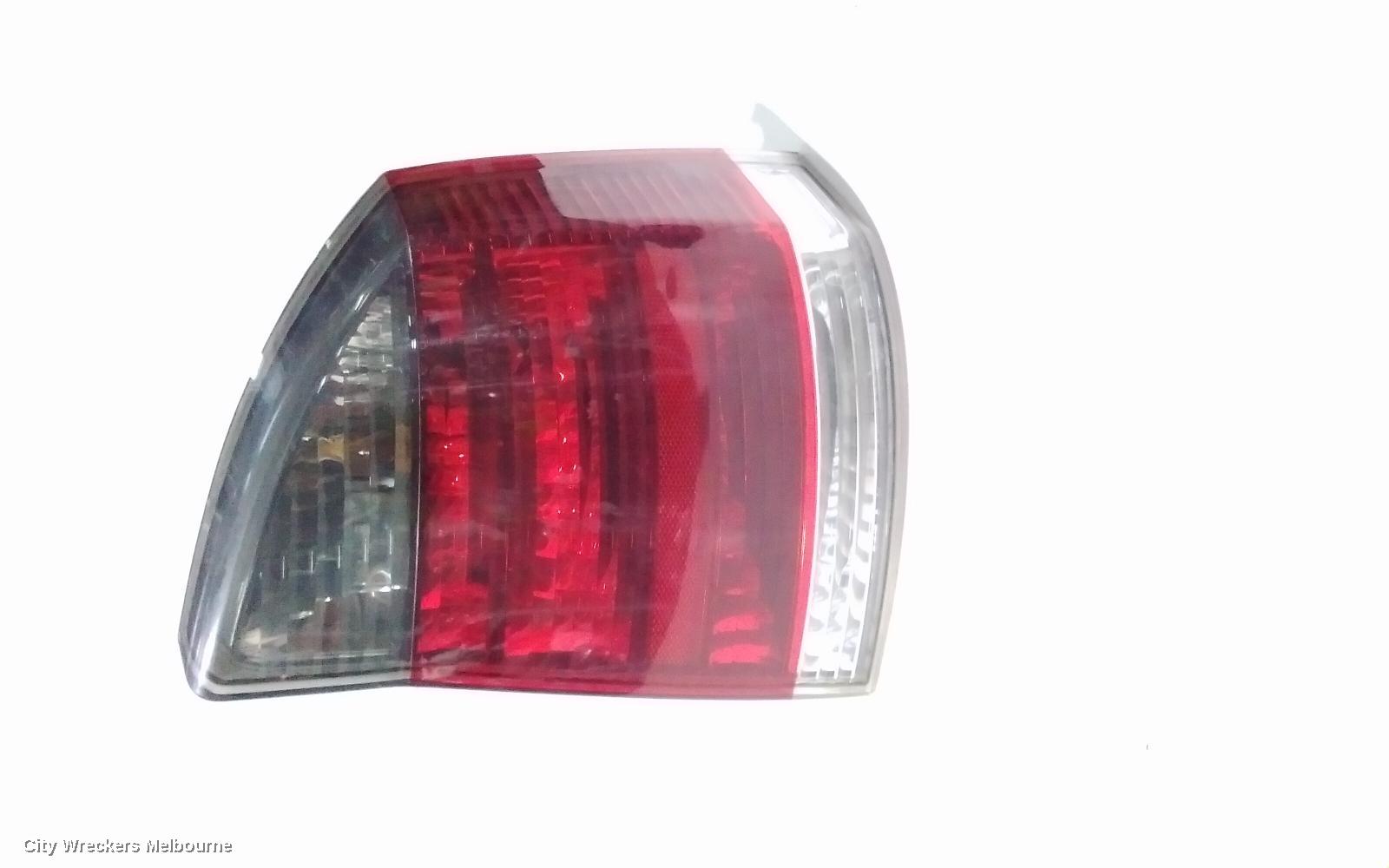 HOLDEN VECTRA RIGHT TAILLIGHT, ZC, TINTED LENSE TYPE,  03/2003 - 12/2006 - Image 2