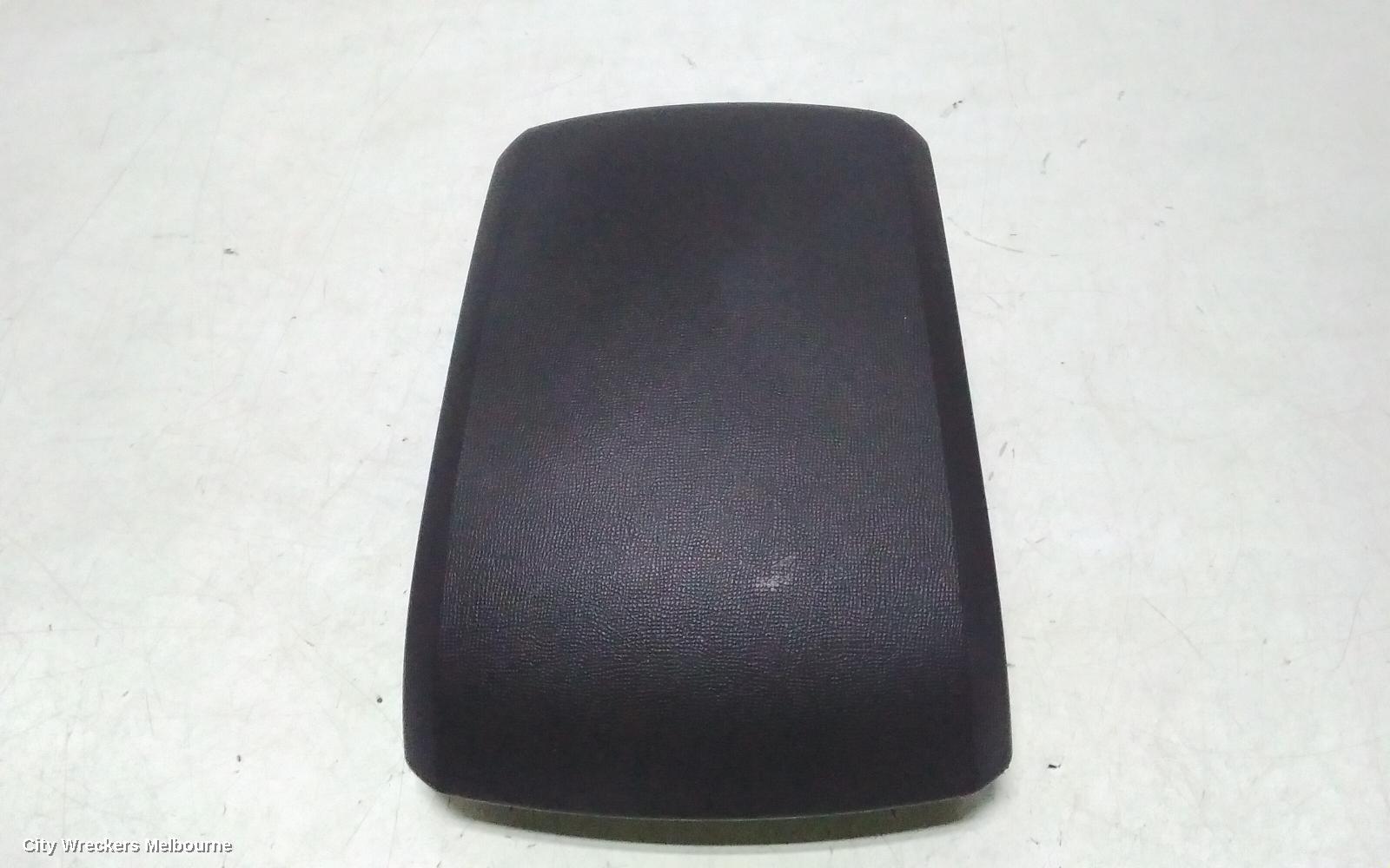 HOLDEN COLORADO CONSOLE, RG, DUAL/EXTRA CAB, AUTO T/M TYPE, CENTRE CONSOLE, 06/2012 - 12/2020 - Image 2