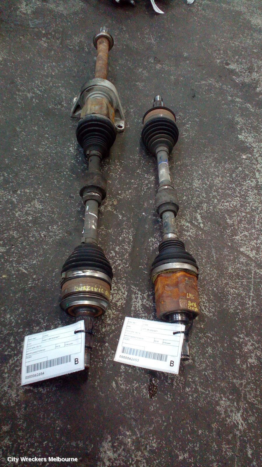HONDA CIVIC LEFT DRIVESHAFT, AUTO T/M, PETROL, 1.8, 10TH GEN, 05/2016 - 08/2021 - Image 2