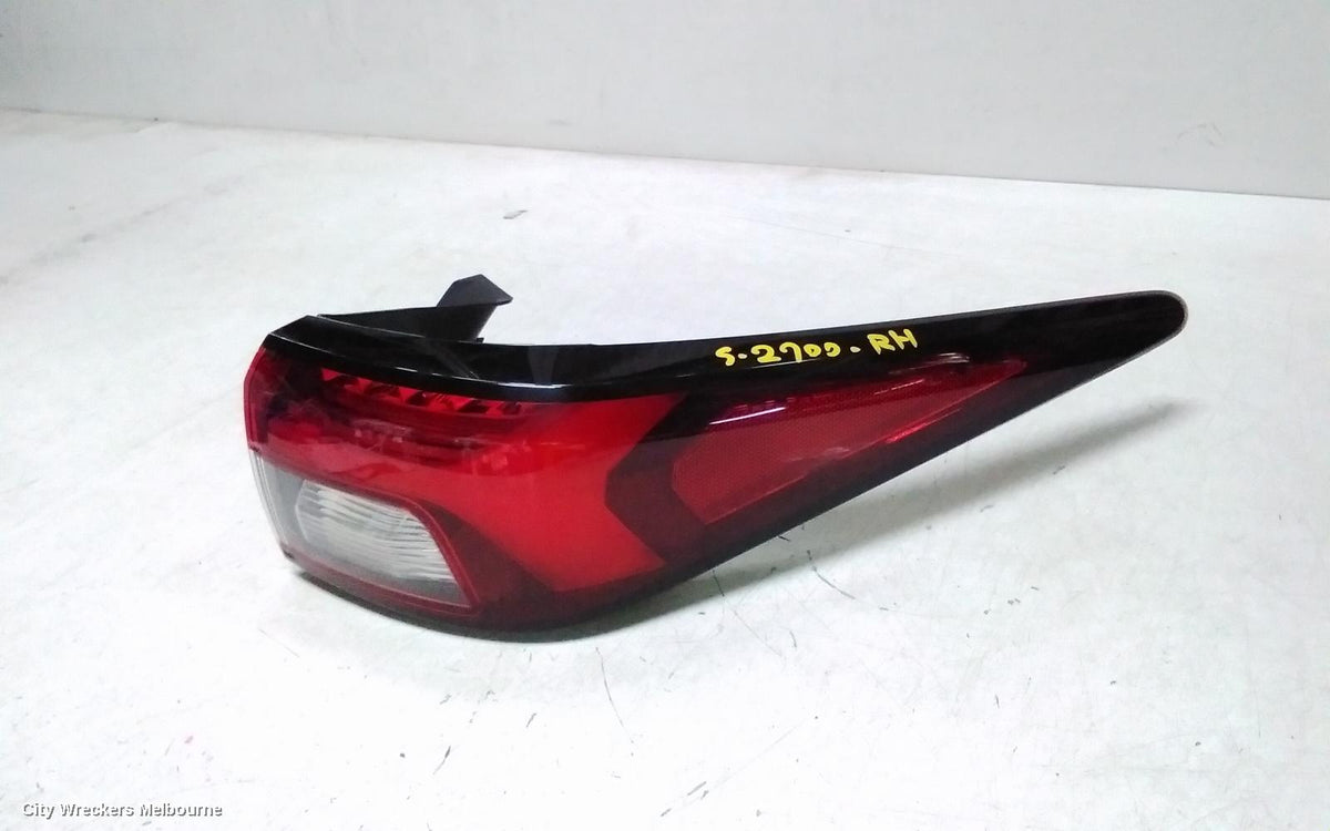 MITSUBISHI OUTLANDER RIGHT TAILLIGHT, ZM, IN BODY, W/ LED TYPE, 08/2021 - 04/2025 - Image 3