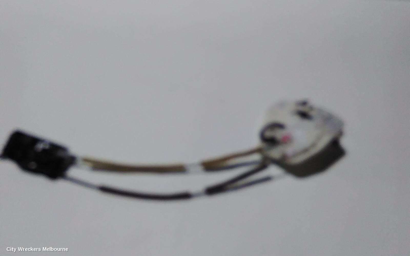 MAZDA CX3 DOOR/BOOT/GATE LOCK, RIGHT FRONT DOOR LOCK, DK, 03/2015 ONWARDS - Image 2