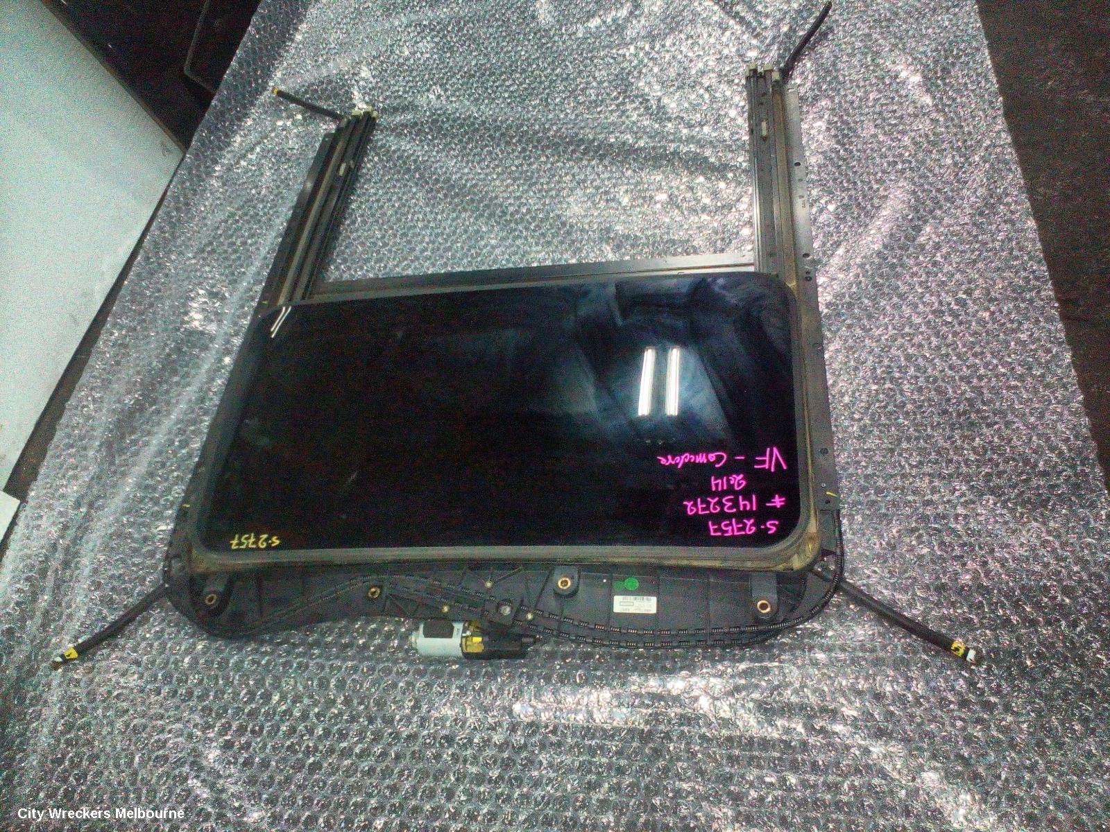HOLDEN COMMODORE ROOF GLASS/SUNROOF/T, SUNROOF, VF, 05/2013 - 12/2017 - Image 3
