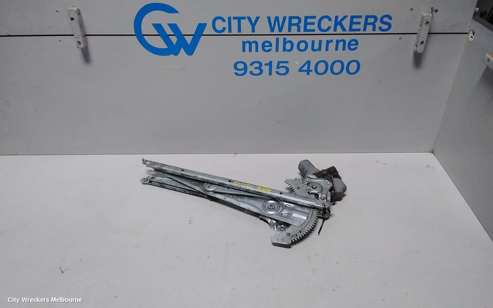 TOYOTA KLUGER RIGHT FRONT WINDOW REG/MOTOR, XU50 SERIES, 03/2014 - 02/2021 - Image 2