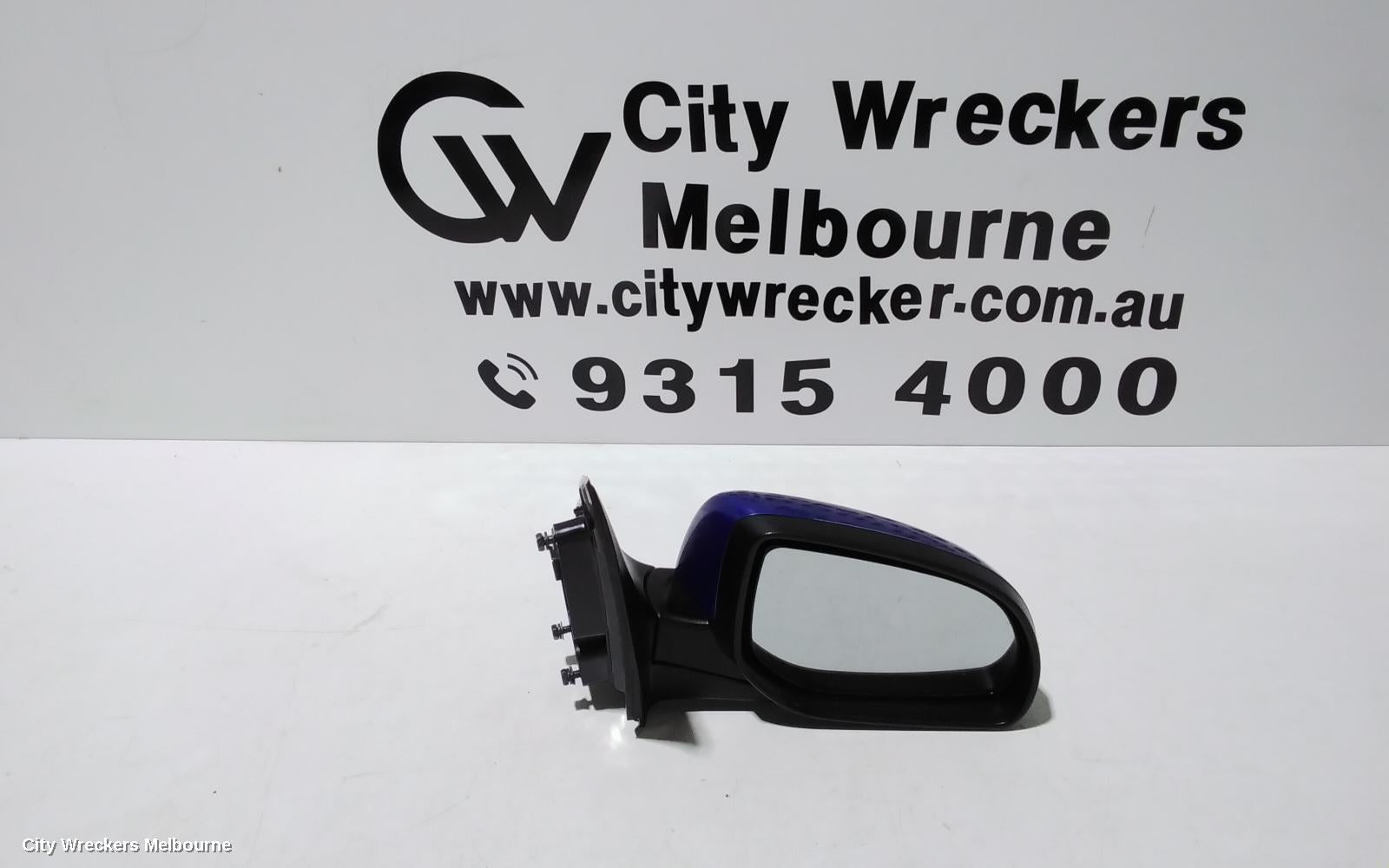 HYUNDAI I20 RIGHT DOOR MIRROR, PB, MANUAL FOLDING, NON FLASHER TYPE, 07/2010 - 12/2015 - Image 1