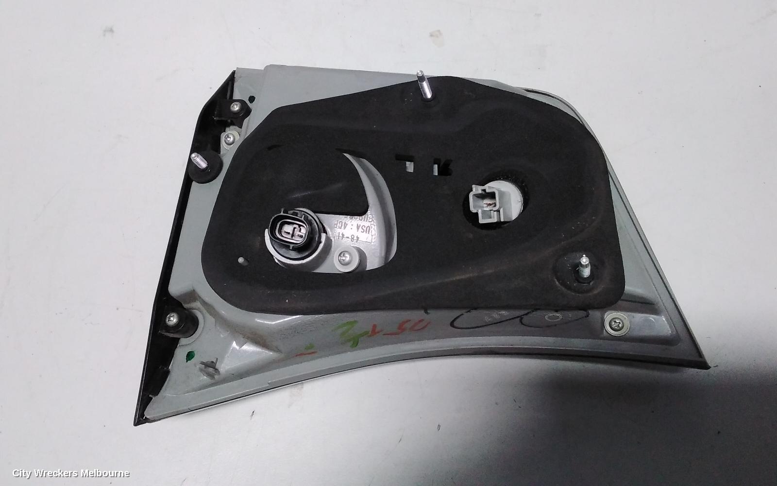 LEXUS RX SERIES REAR GARNISH, RX350, TAILGATE LAMP (LH SIDE), GSU3#, 03/2006 - 11/2008 - Image 3