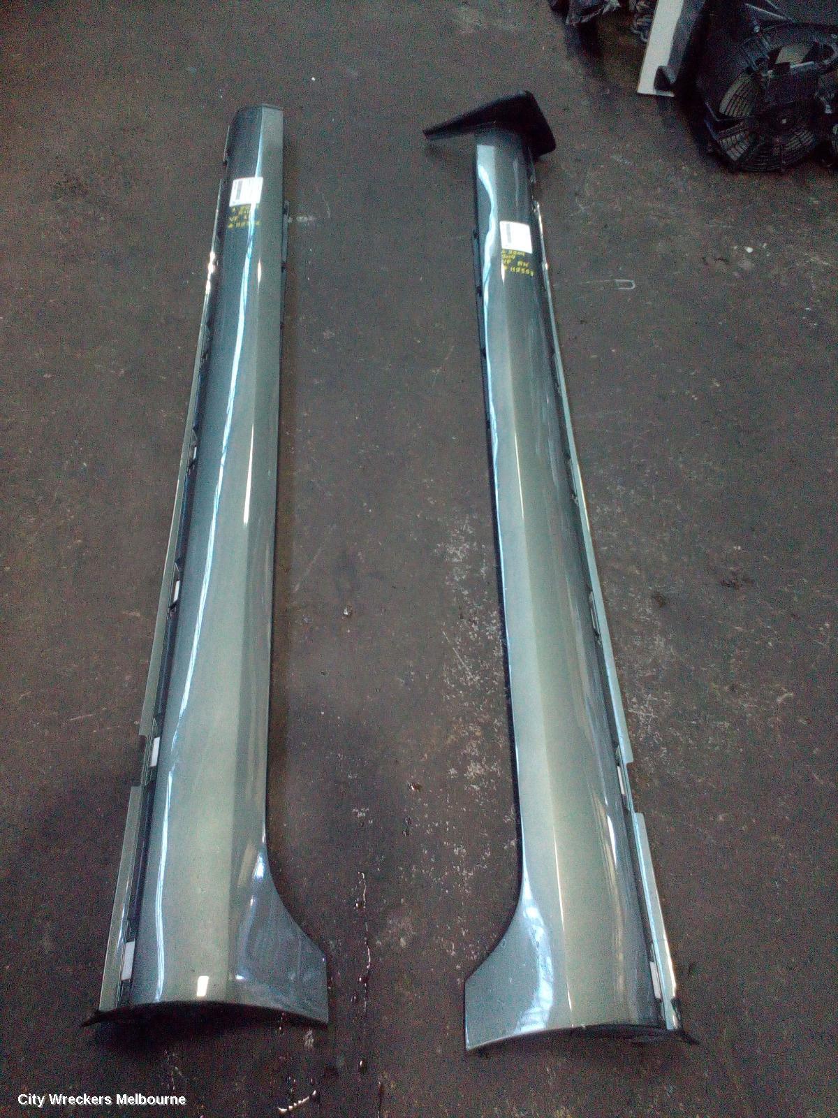 HOLDEN COMMODORE SIDE STEP/SKIRT, VF, ASSY, SEDAN, EVOKE/INTERNATIONAL/CALAIS, 05/2013 - 12/2017 - Image 3