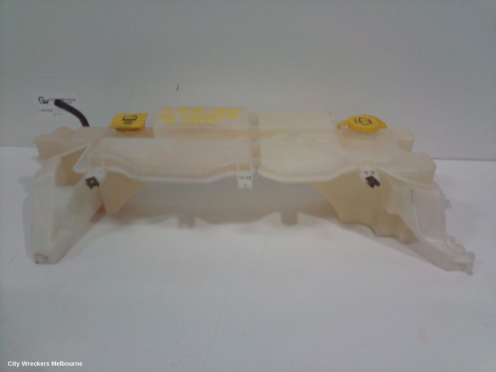 JEEP CHEROKEE WASHER BOTTLE, KK, PETROL, 11/2007 - 10/2012 - Image 2