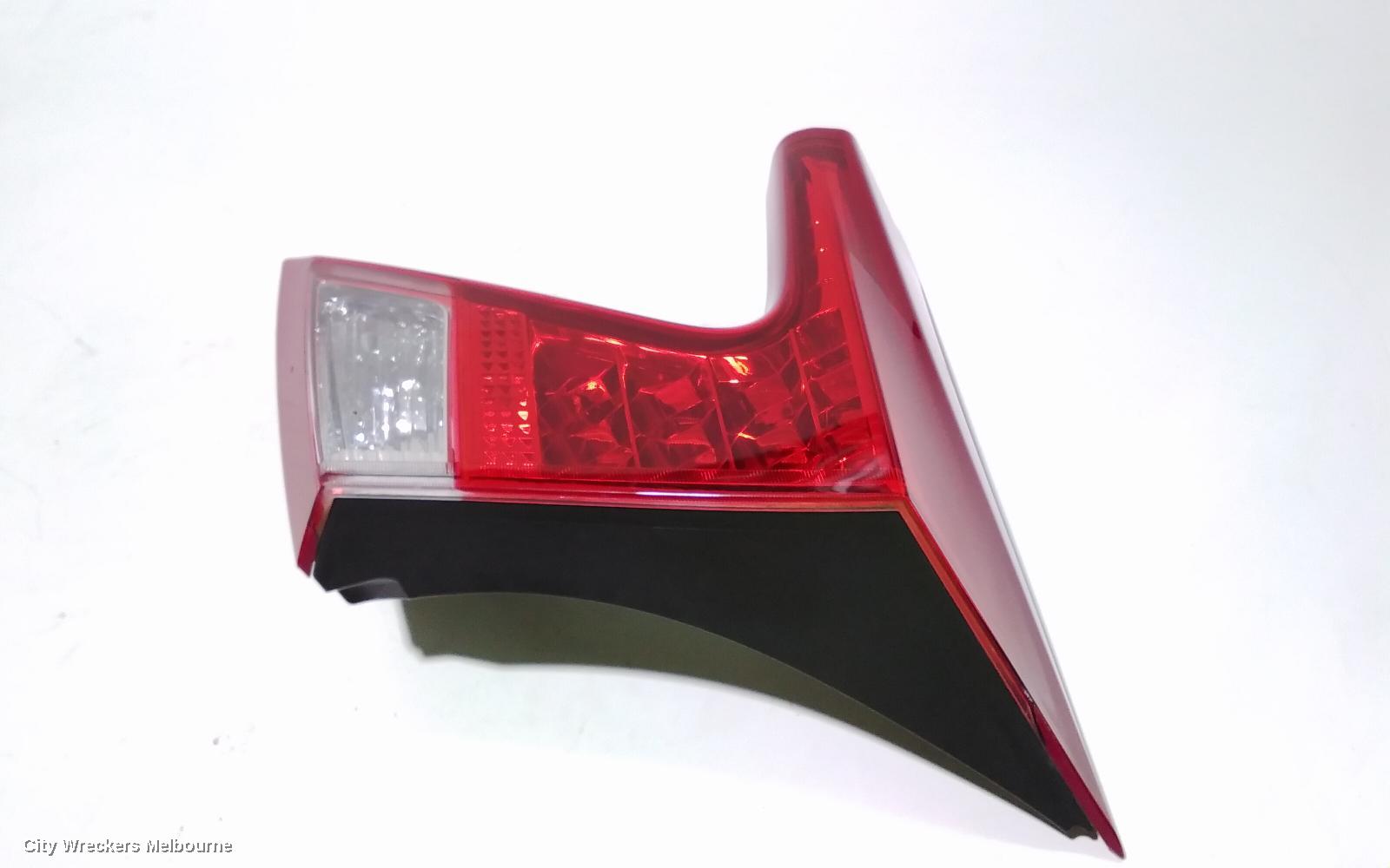 HONDA CIVIC REAR GARNISH, TAILGATE LAMP (RH SIDE), 9TH GEN, HATCH (VIN SHHFK), 06/2012 - 03/2015 - Image 3