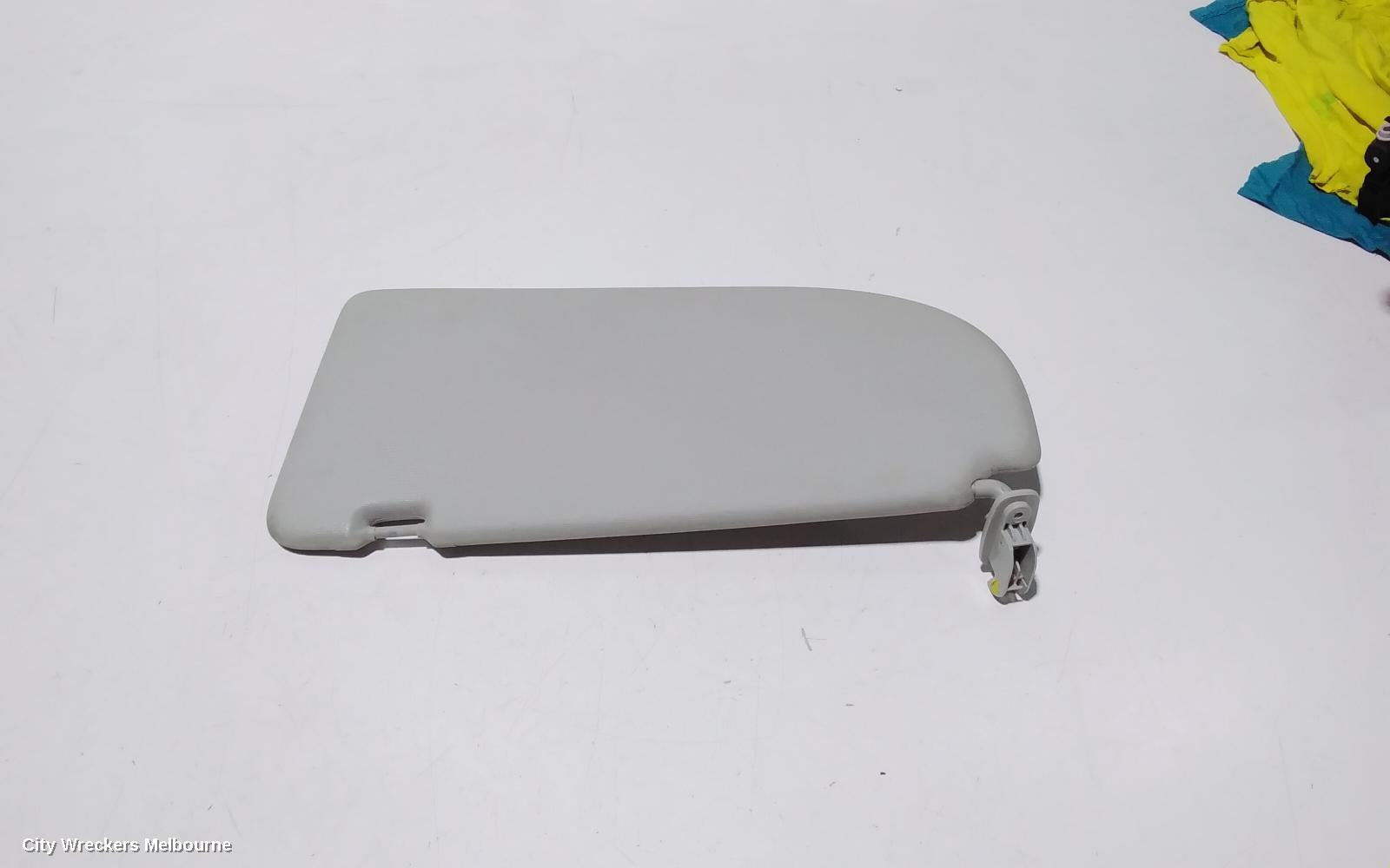 VOLKSWAGEN CADDY SUNVISOR, 2K, RH SIDE, 08/2010 - 06/2015 - Image 2